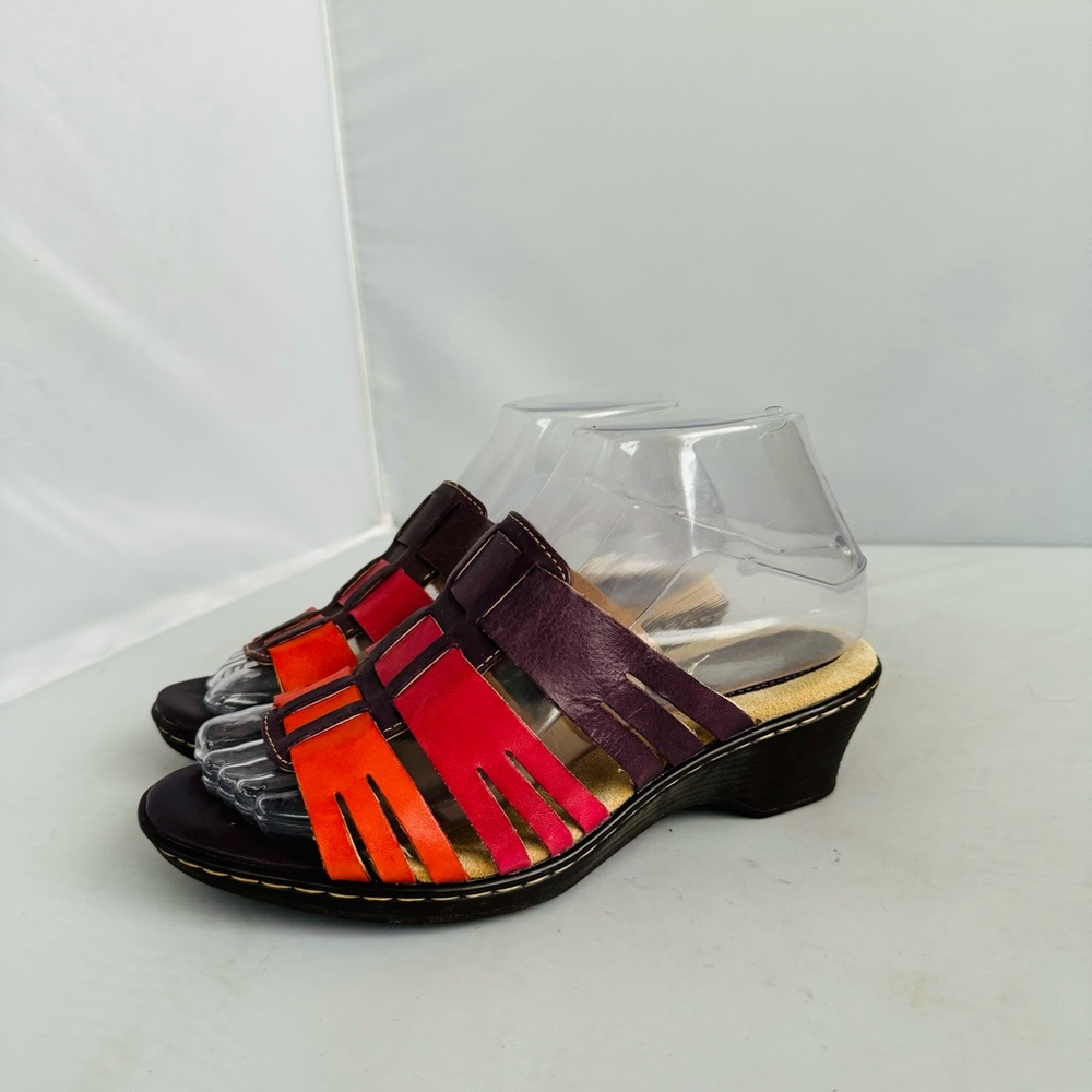 SoftSpots Multi-Color Strappy Slip On Sandals Women’s Size 6WW